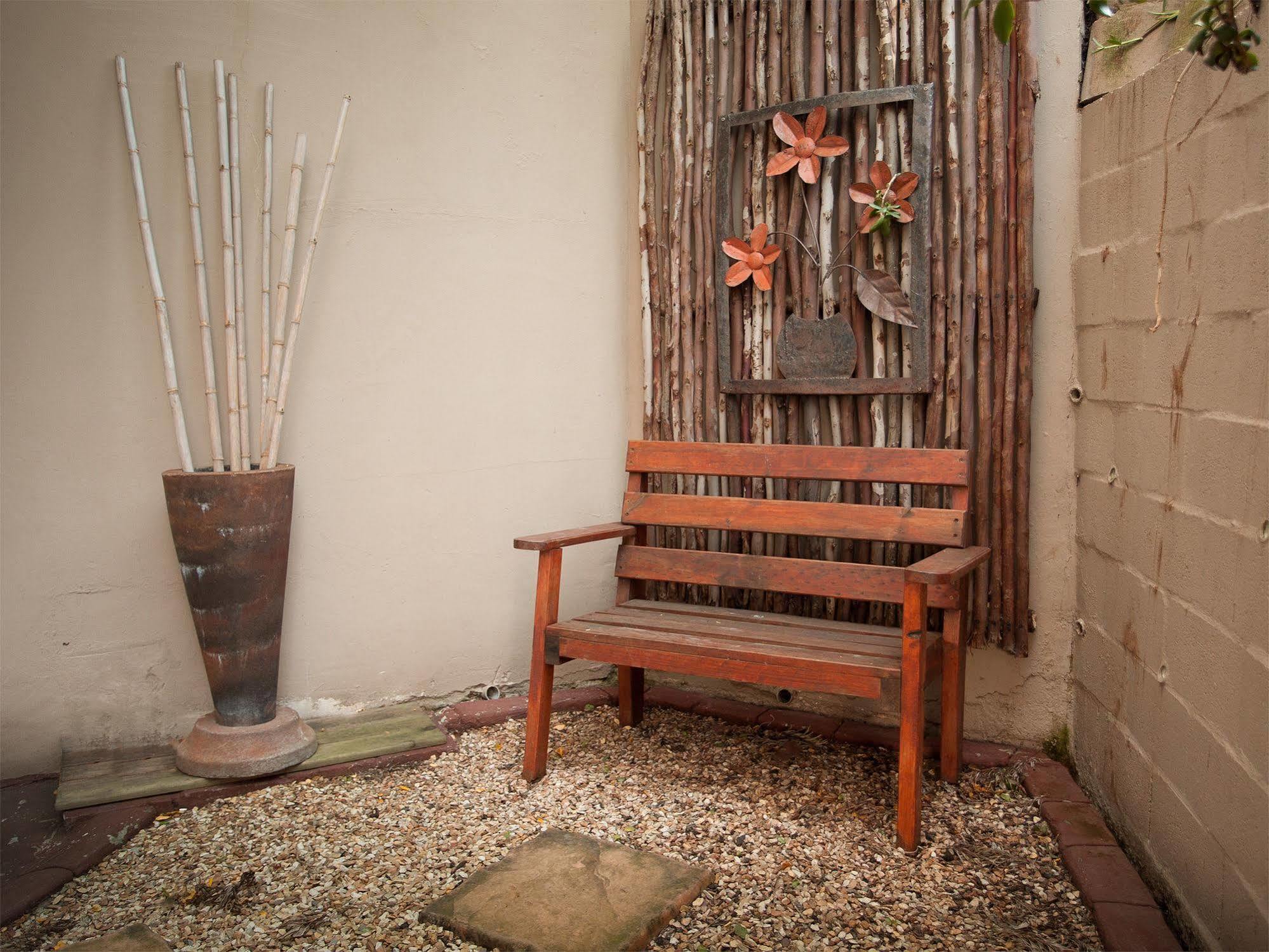 Art Gallery Guest House - Thandekayo Hout Bay Exterior foto